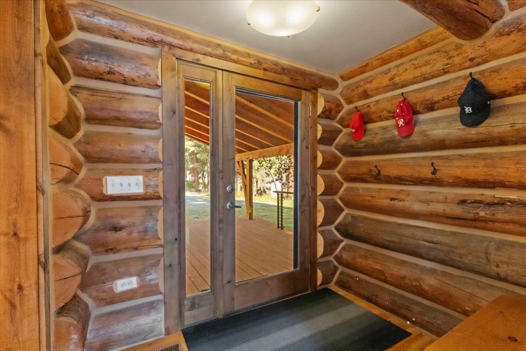 471 Carpenter Lane, Eureka, MT 59917 photo 23