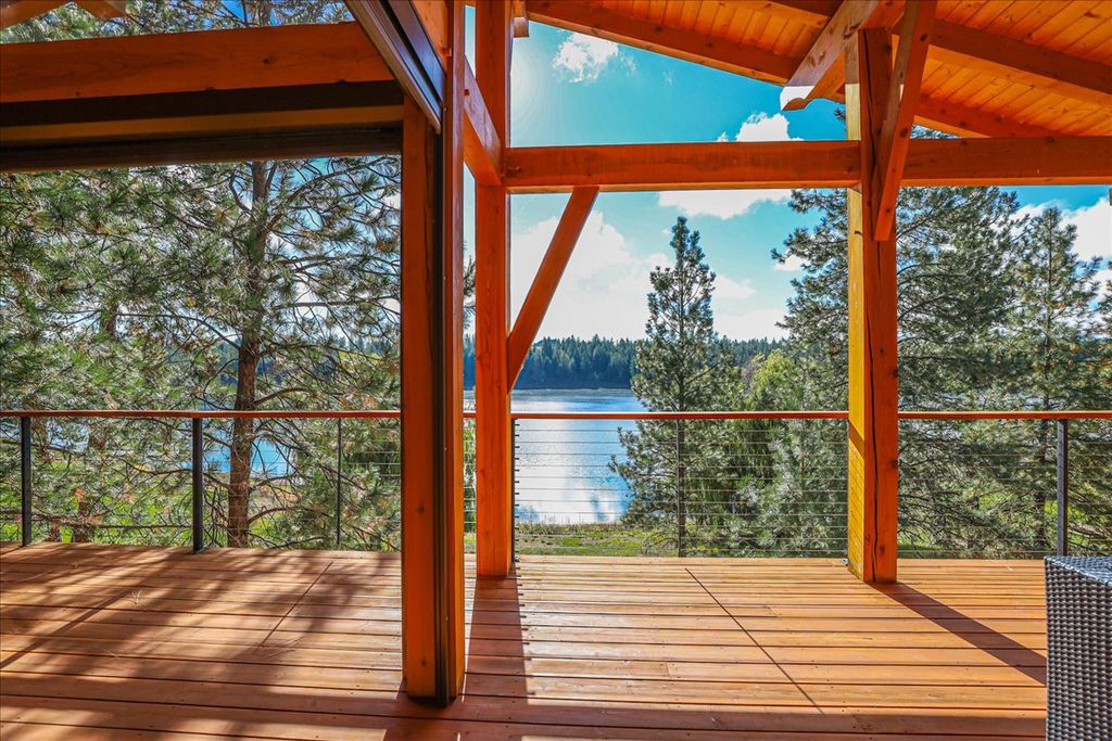 471 Carpenter Lane, Eureka, MT 59917 photo 4