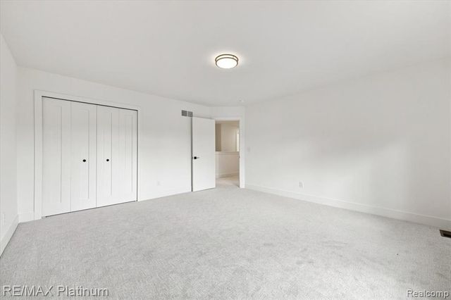 1309 Walloon Way, Lake Orion, MI 48360