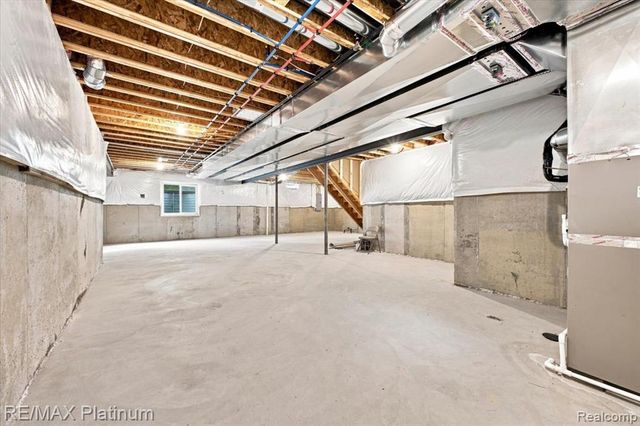 1309 Walloon Way, Lake Orion, MI 48360