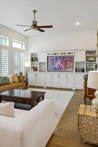 1729 Leilani Drive, Houston, TX 77055