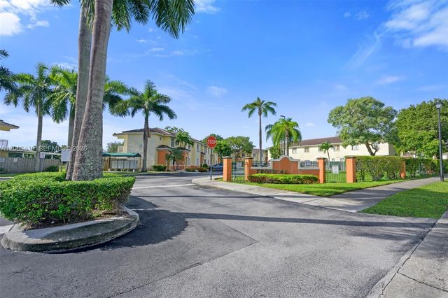 7230 NW 174th Terrace 204, Hialeah, FL 33015