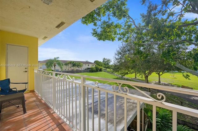 7230 NW 174th Terrace 204, Hialeah, FL 33015