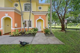 7230 NW 174th Terrace 204, Hialeah, FL 33015