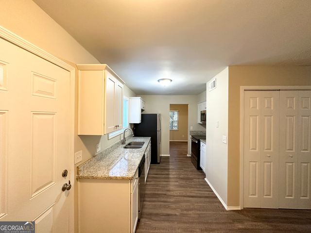6235 Creekford Lane, Lithonia, GA 30058