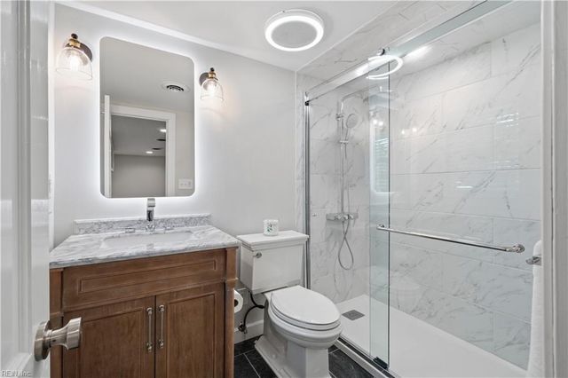 319 Parkway DR, Newport News, VA 23606