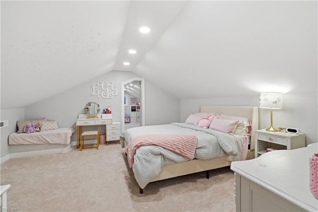 319 Parkway DR, Newport News, VA 23606