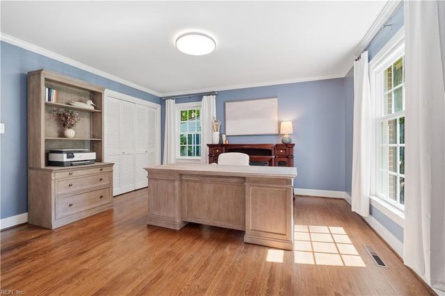 319 Parkway DR, Newport News, VA 23606