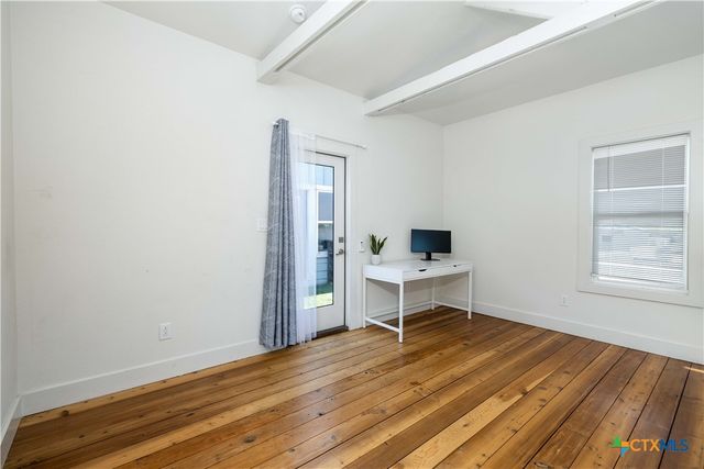 1124 Katy Street, New Braunfels, TX 78130