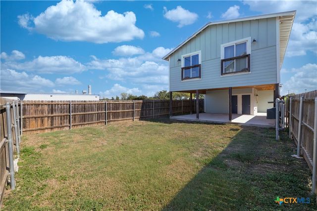 1124 Katy Street, New Braunfels, TX 78130