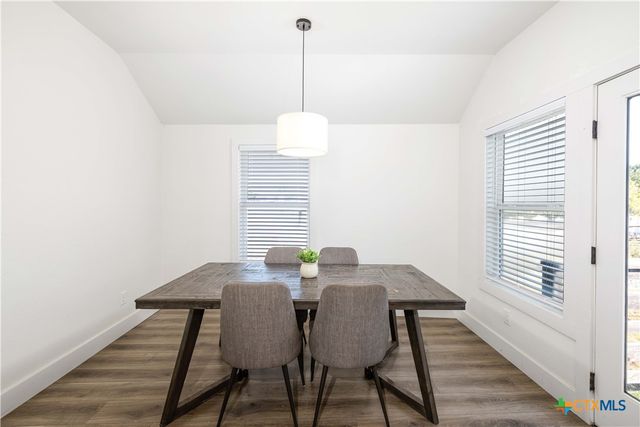 1124 Katy Street, New Braunfels, TX 78130