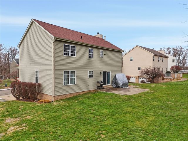 506 Saint Phillips Ct, Cranberry Twp, PA 16066