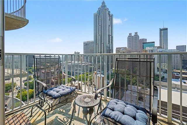 400 W Peachtree Street NW 2609, Atlanta, GA 30308