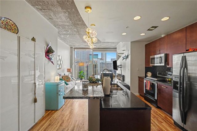 400 W Peachtree Street NW 2609, Atlanta, GA 30308