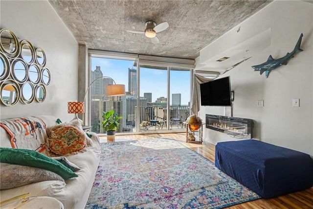 400 W Peachtree Street NW 2609, Atlanta, GA 30308