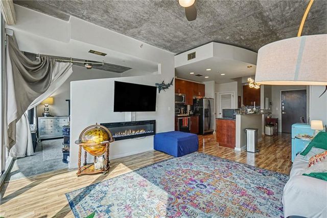 400 W Peachtree Street NW 2609, Atlanta, GA 30308