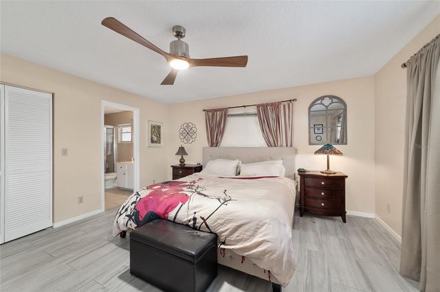 8625 SW 94 LANE G, Ocala, FL 34481