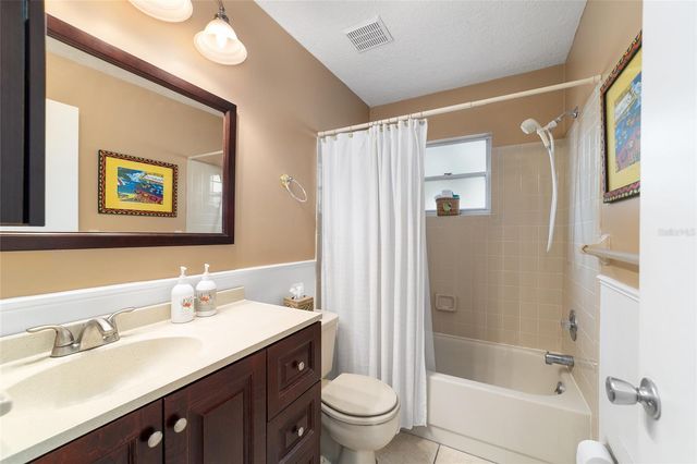 8625 SW 94 LANE G, Ocala, FL 34481