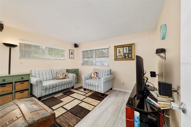 8625 SW 94 LANE G, Ocala, FL 34481