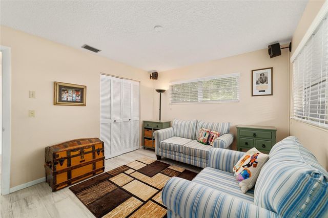 8625 SW 94 LANE G, Ocala, FL 34481