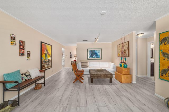 8625 SW 94 LANE G, Ocala, FL 34481