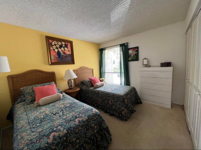 1002 Bridgewood Place 1002, Boca Raton, FL 33434