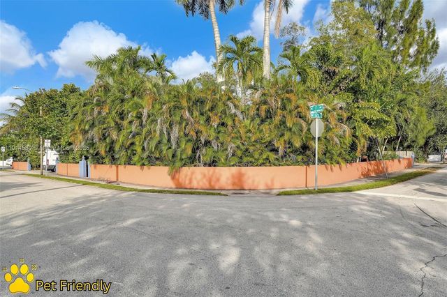 12287 NE 7th Ave 4, North Miami, FL 33161