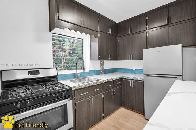 12287 NE 7th Ave 4, North Miami, FL 33161