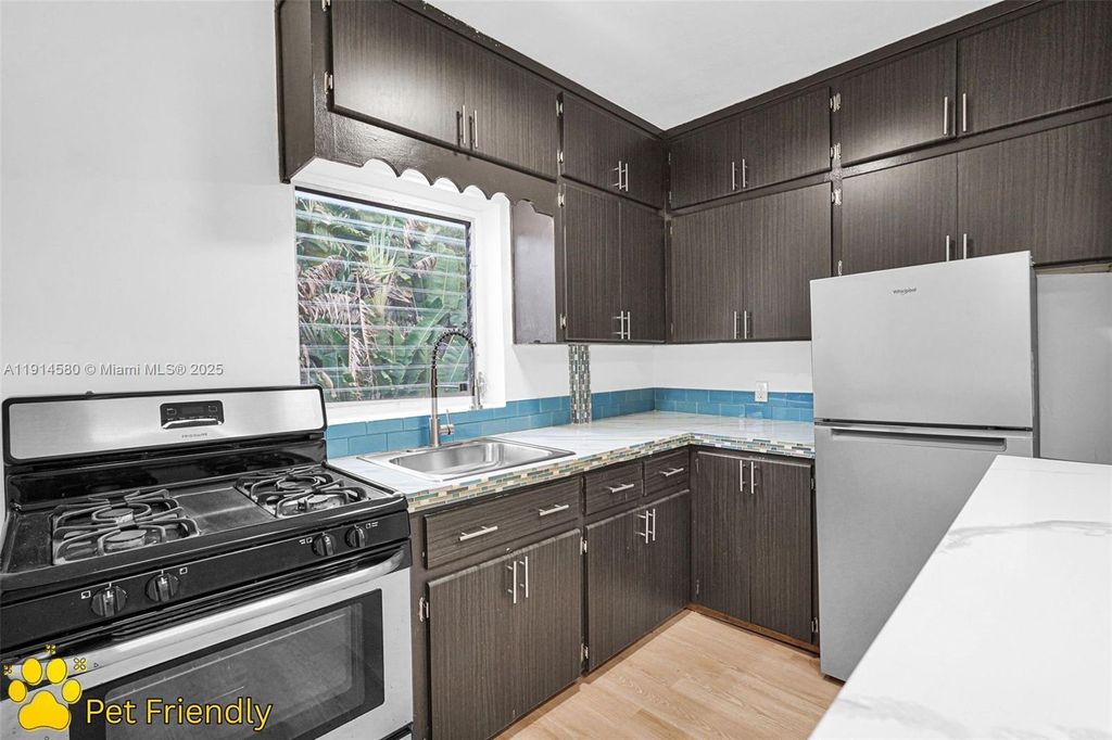 12287 NE 7th Ave 4, North Miami, FL 33161