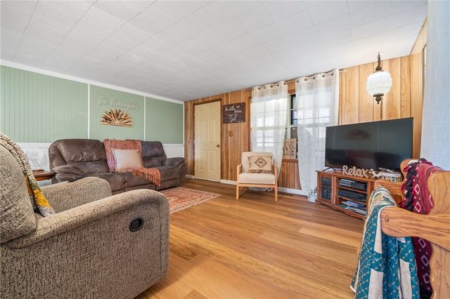 684 CR 9204, Alpena, AR 72611