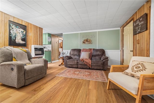 684 CR 9204, Alpena, AR 72611