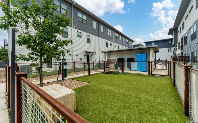 1208 N Academy Ave Unit 3205, New Braunfels, TX 78130