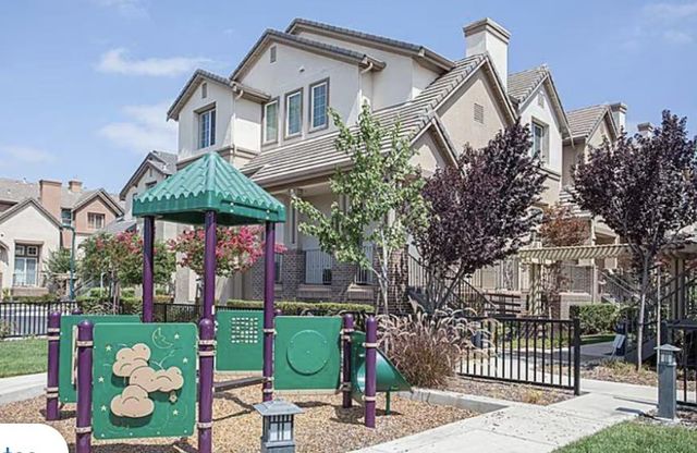 1059 Sapphire Terrace, Union City, CA 94587