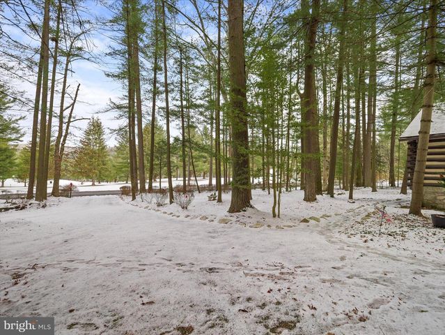 10086 GOLF COURSE RD, Fayetteville, PA 17222