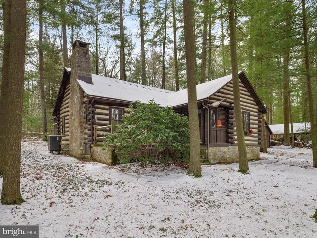 10086 GOLF COURSE RD, Fayetteville, PA 17222