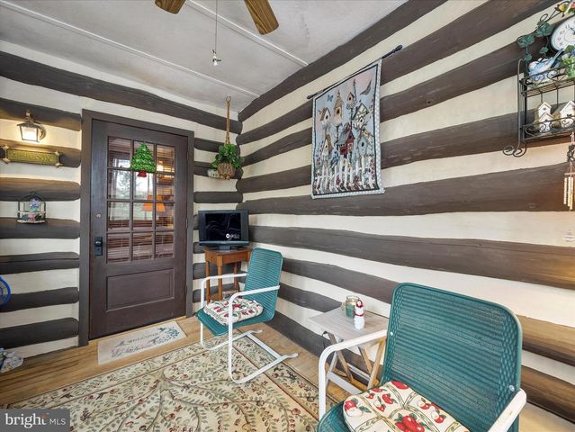 10086 GOLF COURSE RD, Fayetteville, PA 17222