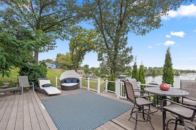 660 Garland Road, Ortonville, MI 48462