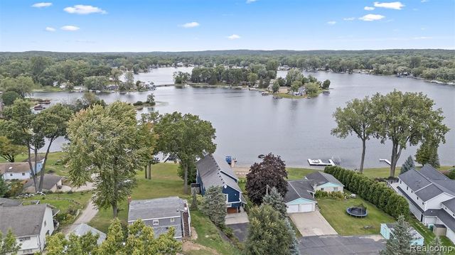 660 Garland Road, Ortonville, MI 48462