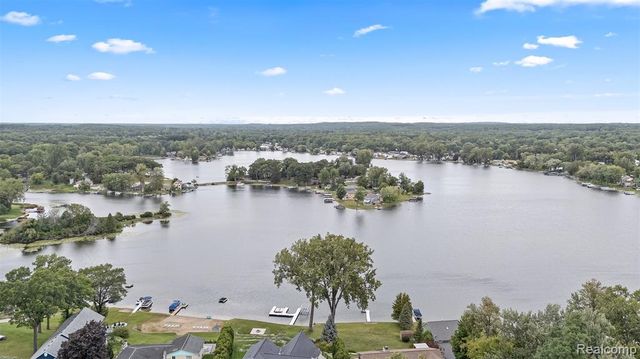 660 Garland Road, Ortonville, MI 48462