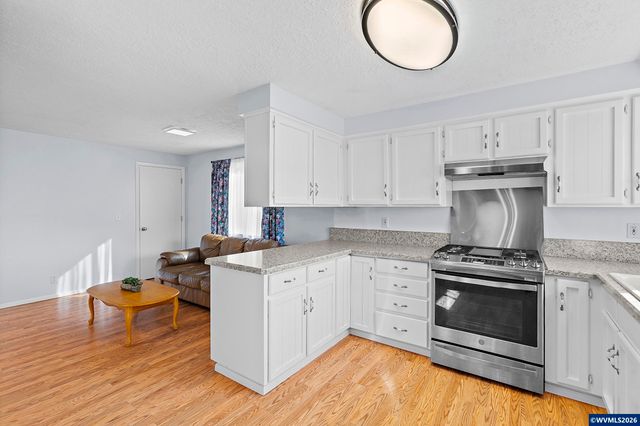 707 49th Av SE, Salem, OR 97317