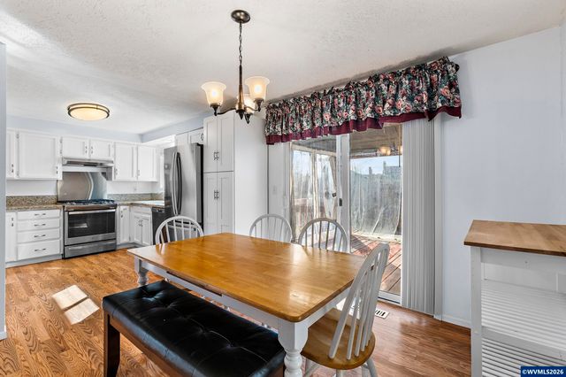 707 49th Av SE, Salem, OR 97317