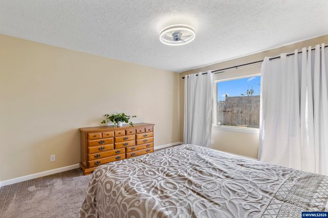 707 49th Av SE, Salem, OR 97317