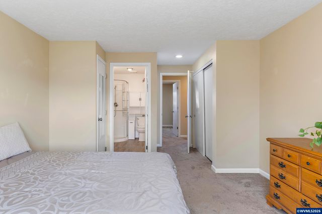 707 49th Av SE, Salem, OR 97317