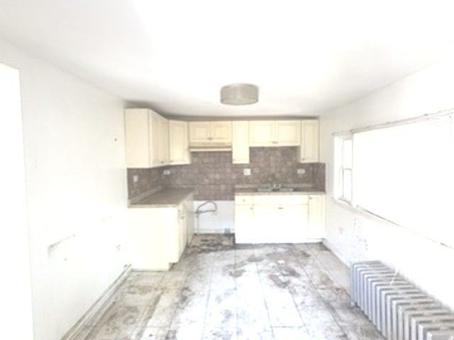 7837 S Dobson Avenue, Chicago, IL 60619