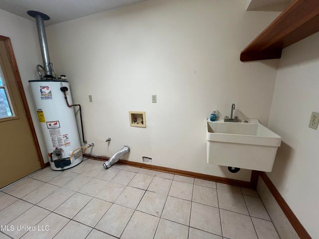 1273 Hilt Fornea Road, Poplarville, MS 39470