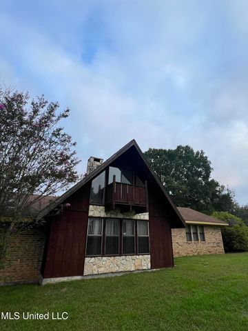 1273 Hilt Fornea Road, Poplarville, MS 39470