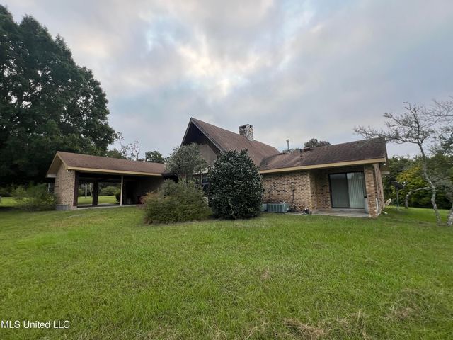 1273 Hilt Fornea Road, Poplarville, MS 39470