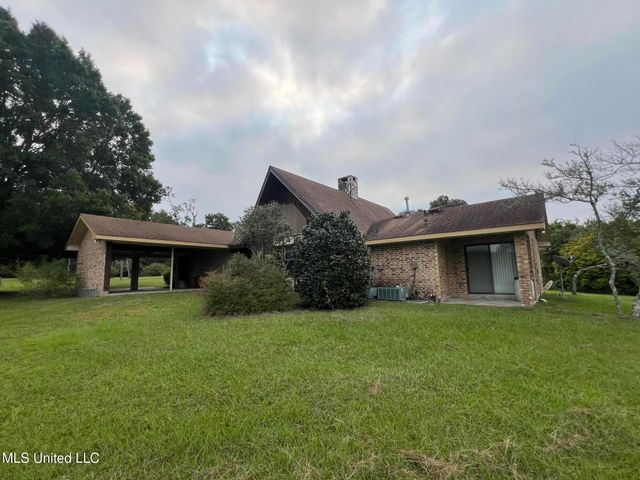 1273 Hilt Fornea Road, Poplarville, MS 39470