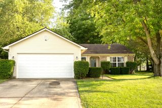 903 Governors Lane, Shelbyville, IN 46176
