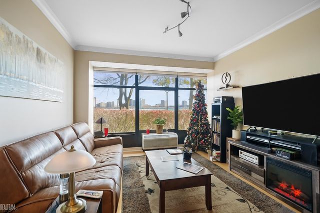 1001 Jefferson Avenue 1J, Detroit, MI 48226